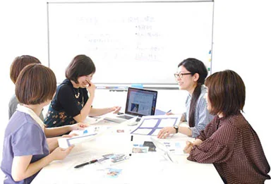 デザイン企画会議風景